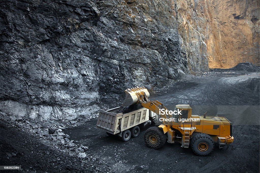 鉱業 - 鉱業のロイヤリティフリーストックフォト