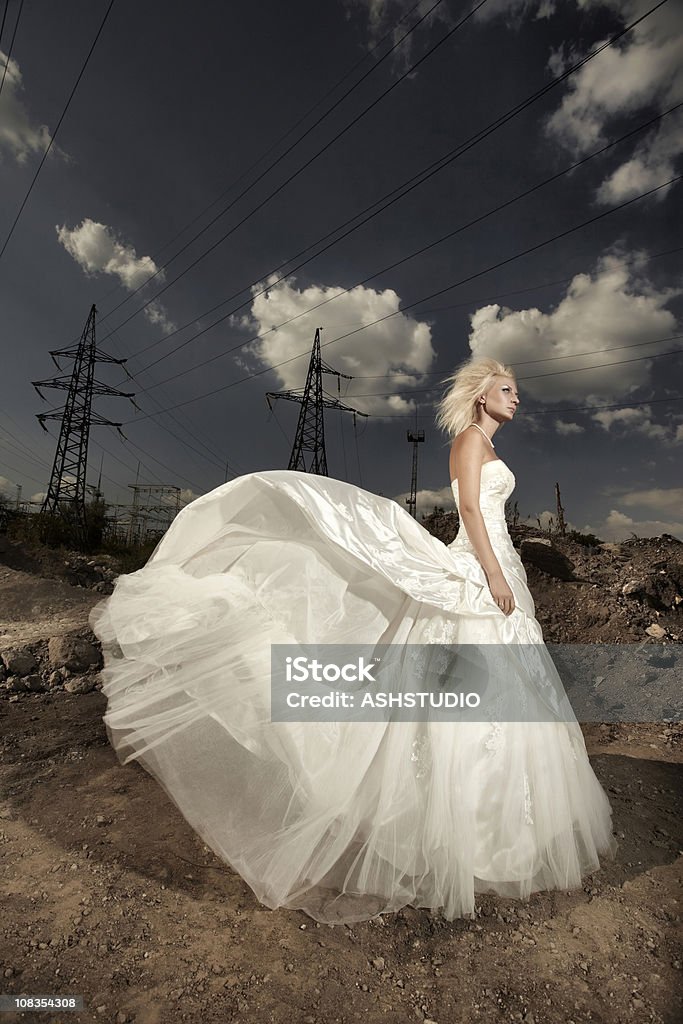 Невеста - Стоковые фото Белый роялти-фри