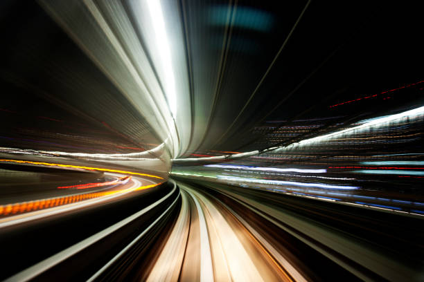 nocy w tunelu - driverless train zdjęcia i obrazy z banku zdjęć