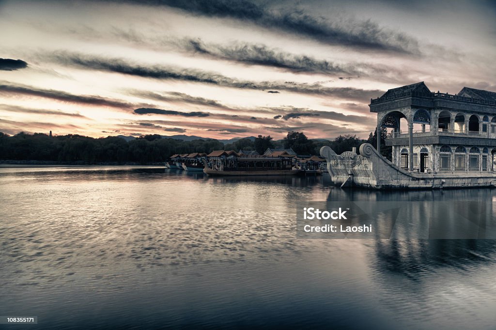 Barco de mármore. Summer Palace, Beijing - Foto de stock de Antiguidade royalty-free