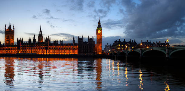big ben e casas do parlamento, londres, à noite - big ben london england hdr houses of parliament london imagens e fotografias de stock