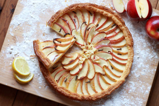 istock Apple Tart Dessert 1083598046