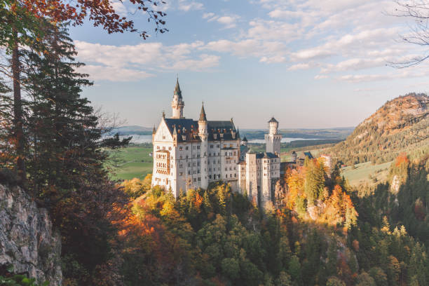 castelo de neuschwanstein - hohenschwangau castle - fotografias e filmes do acervo