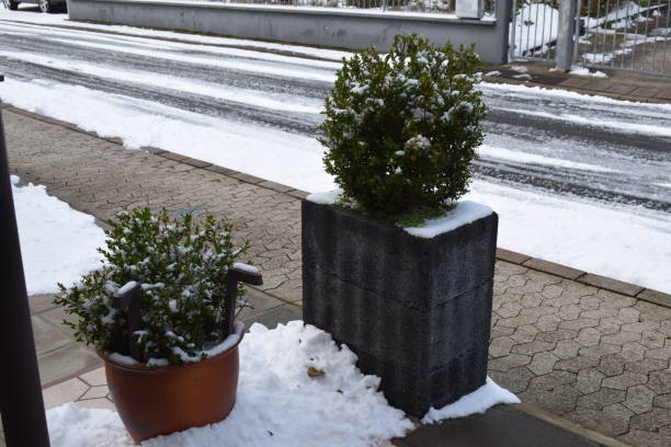 istock winter street 1083692766