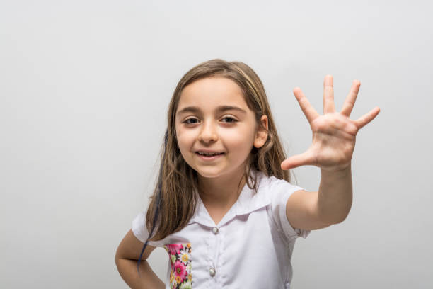 fünf - stop child stop sign child abuse stock-fotos und bilder