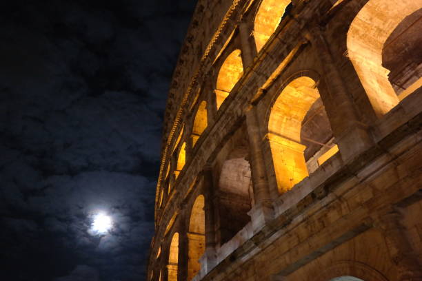 istock colosseum italy rome 1083811254