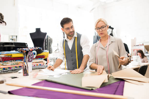 istock Professional Tailors in Atelier 1083903116