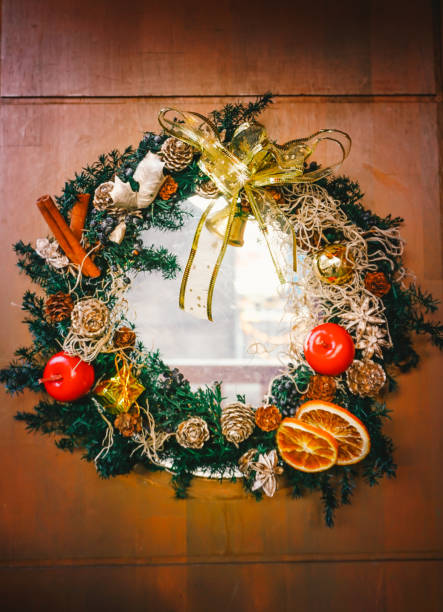 istock Christmas flowers rope decoration 1083926162