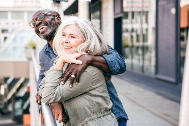 Senior couple on vacation Romantic day for senior couple multiracial person stock pictures, royalty-free photos & images