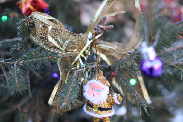 istock Christmas holidays decoration and snow on the tree 1083965922