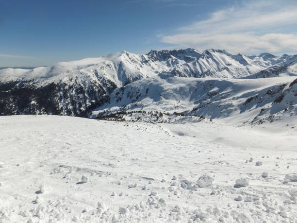 istock Winter view from Todorka peak, Pirin Mountain, Bulgaria 1083998726
