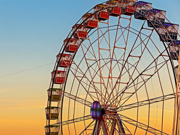 istock view  of illuminated  ferris whell 1084087794