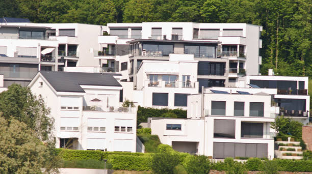 istock Upscale residential buildings 1084107224