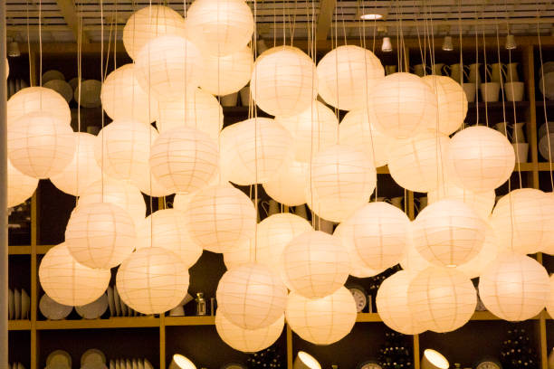 istock A lot of light bulbs 1084127246