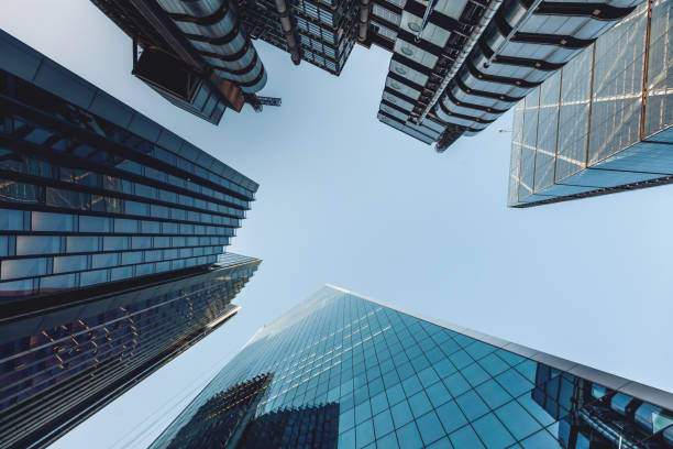 istock Business office building in London 1084131594