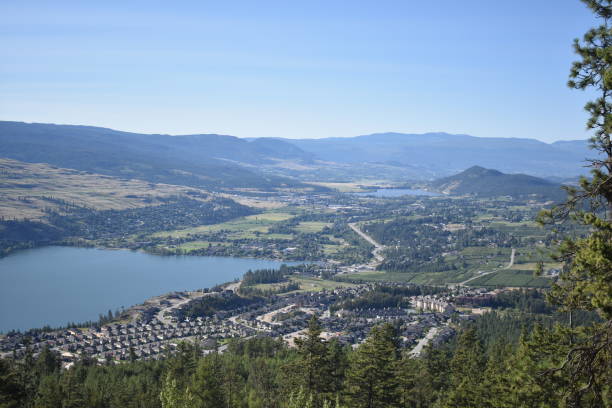 istock British Columbia - Kelowna & Area 1084132270