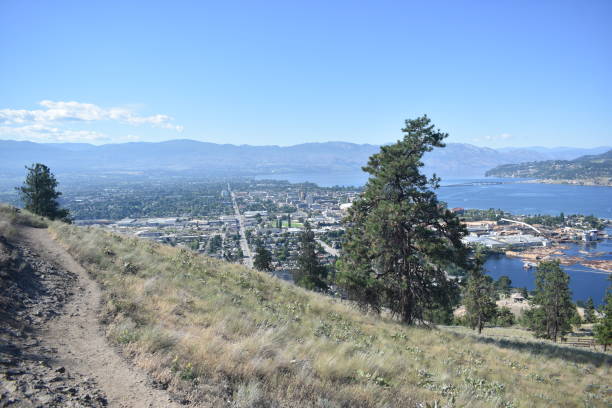 istock British Columbia - Kelowna & Area 1084133514