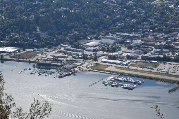 istock British Columbia - Kelowna & Area 1084135060