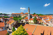 blick-auf-alte-stadt-cesky-krumlov-in-tschechien.jpg?b=1&s=170x170&k=20&c=Si9EsrZajf4zzKyvzNbVs8lBKoCjVYIyOcNzOesz4oI=