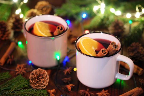 two cups with mulled wine. - claret cup imagens e fotografias de stock