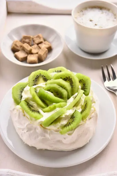 Photo of Pavlova meringue cake