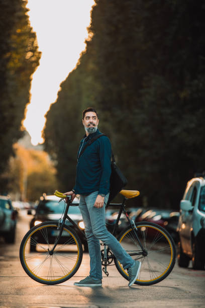 istock Cycling in the city 1084288592