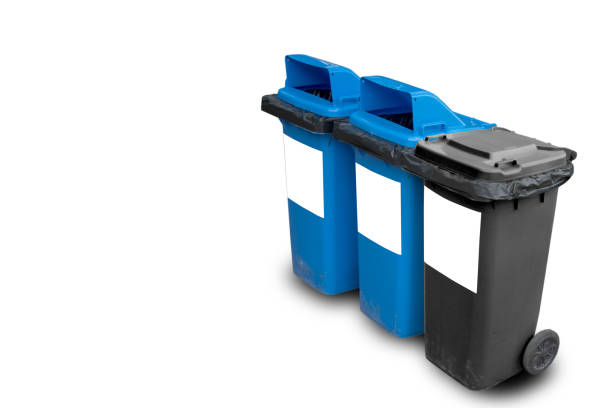 istock Trash and drag the color that had separated from the background scene white. 1084301080