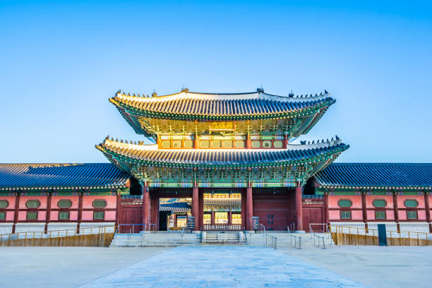 istock Gyeongbokgung palace 1084400064