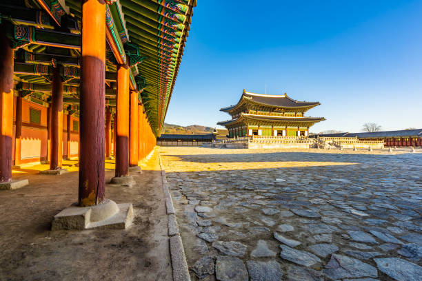 istock Gyeongbokgung palace 1084404294