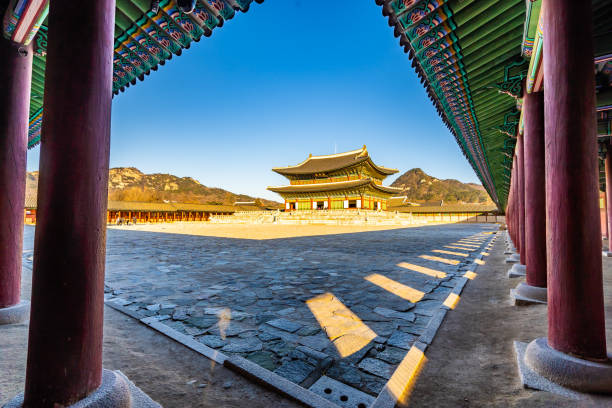 istock Gyeongbokgung palace 1084404932