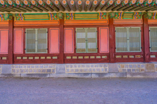istock Gyeongbokgung palace 1084407468