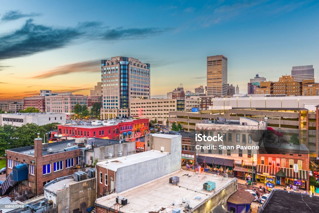 Memphis, Tennessee, USA Memphis, Tennessee, USA   downtown city skyline over Beale Street after sunset. Memphis - Tennessee Stock Photo