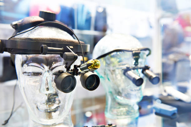 istock Optical medical equipment store 1084517012