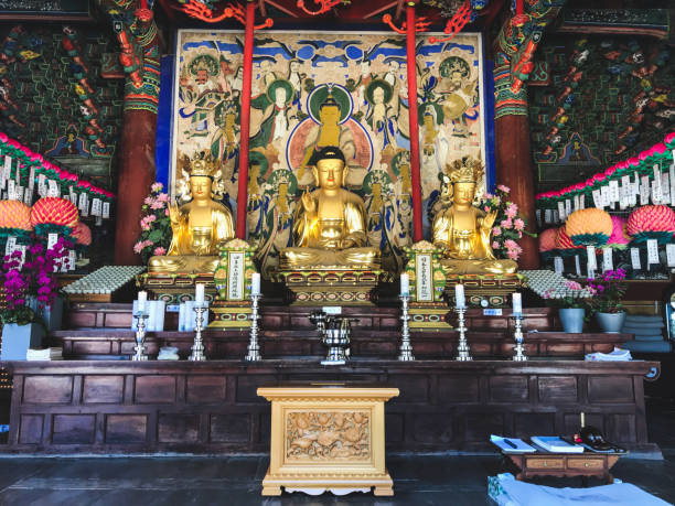istock Into the korean temple. South Korea 1084554722