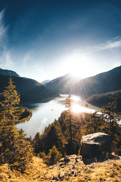 디아블로 호수 보기 - north cascades national park aerial view washington state usa 뉴스 사진 이미지