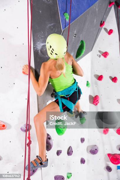 Woman in Climbing Outfit Training at Bouldering Gym Stock Image - Image of  belts, helmet: 259418851