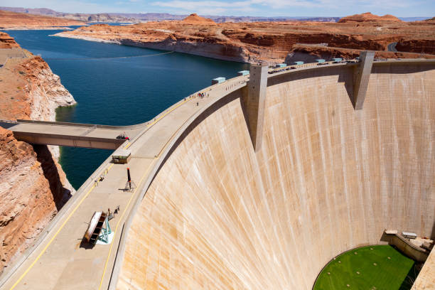 istock Glen Canyon Dam Northern Arizona 1084719690