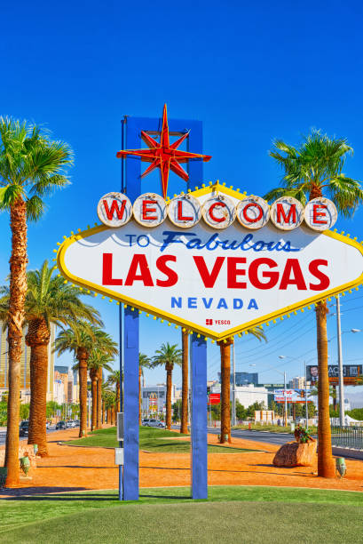 유명한 라스베이거스 스트립 입구에 서명합니다. - welcome to fabulous las vegas sign photography landmarks travel locations 뉴스 사진 이미지