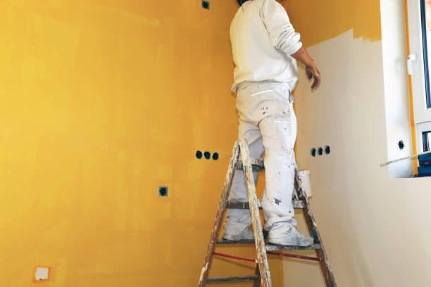 istock Painting works, wall painting 1084811476