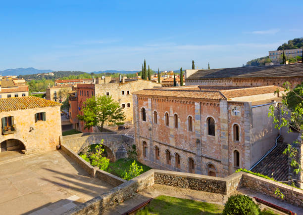 istock Cityscape with historical buildings in Girona, Spain 1084912880