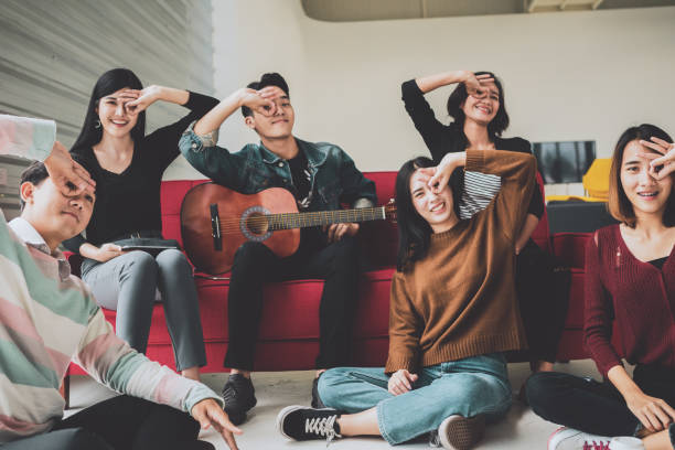 istock Asian People Startup Diversity Teamwork Brainstorming Meeting Concept 1084963306