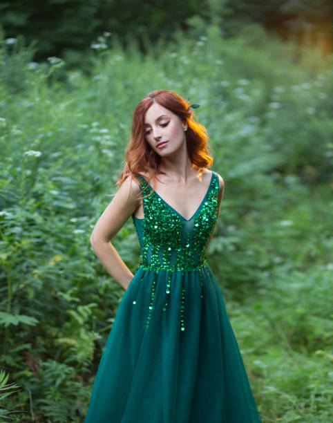 Shy Forest Nymph Red Hair Emerald Bright Dress Stock Photo - Download Image  Now - Green Color, Evening Gown, Fashion Model - iStock