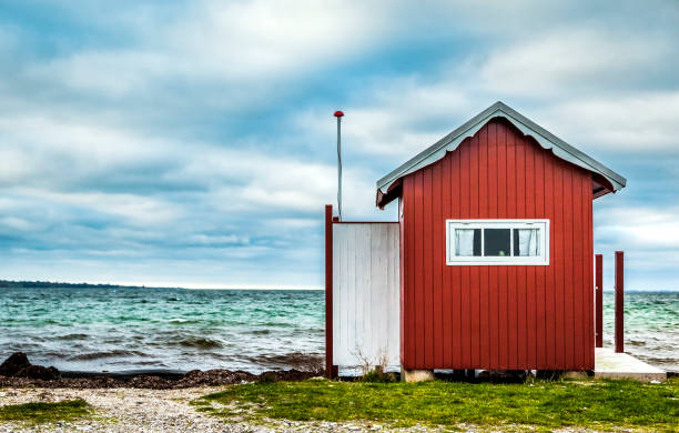 浜辺の家 - denmark beach beach house house ストックフォトと画像