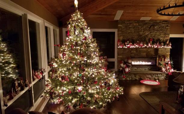 istock Gorgeous Log Cabin Home Decorated for the Christmas Holidays 1085116002