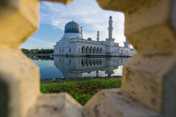 istock Kota Kinabalu City Mosque Sabah 1085274464