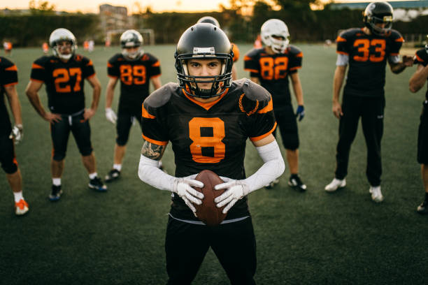 istock American footbal player 1085337860