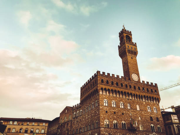 istock Old Palace in Florence 1085355724
