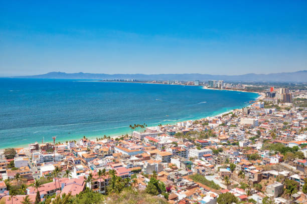 puerto vallarta, scenic mirador cerro la cruz lookout - pacific ocean fotos imagens e fotografias de stock