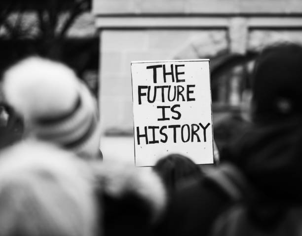 the future is history - march past imagens e fotografias de stock