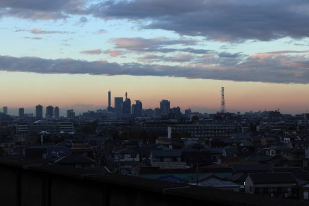 istock Cityscape at dusk 1085548386